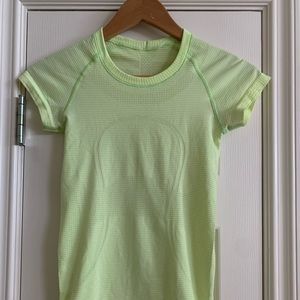 Swiftly Tech Short Sleeve